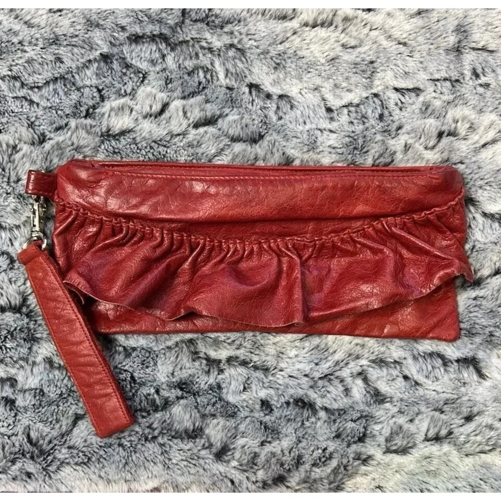 VTG Cammie Hill‎ NY Red Soft Leather Wristlet